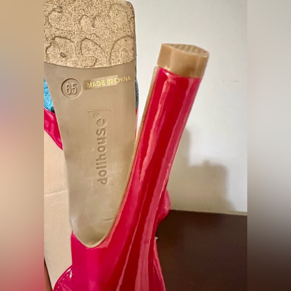 NWOT Dollhouse 5.5 in platform heels. 6.5. Suede/patent leather/faux snakeskin. - Picture 8 of 13